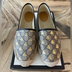 Gucci Womens GG Gold Bee canvas espadrille